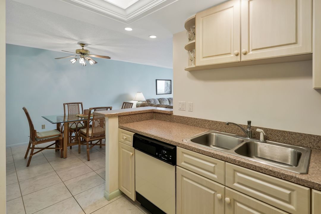 380 Seaview Ct #1910, Marco Island, FL 34145