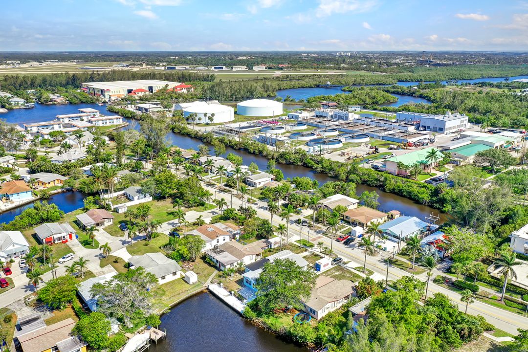 1273 5th Ave N, Naples, FL 34102