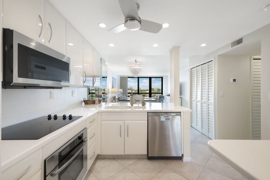 601 Seaview Ct #C506, Marco Island, FL 34145