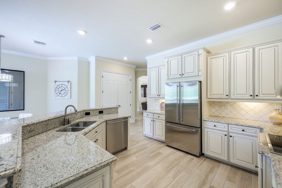 28761 Cavan Ct, Bonita Springs, FL 34135