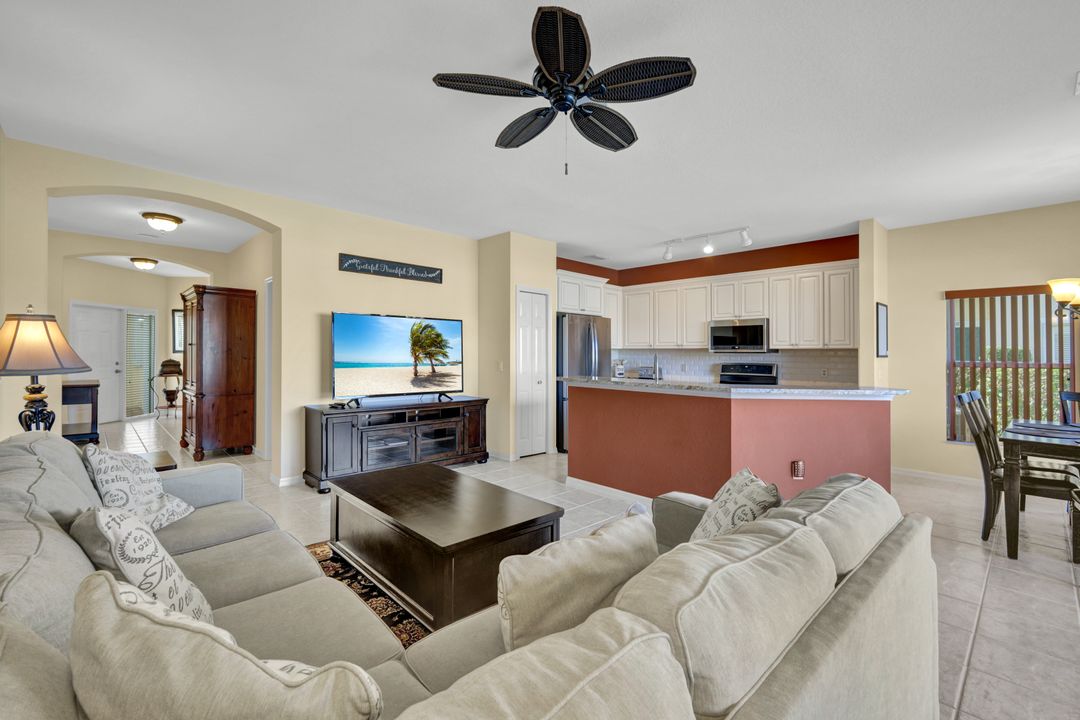 5255 Birmingham Dr #101, Naples, FL 34110
