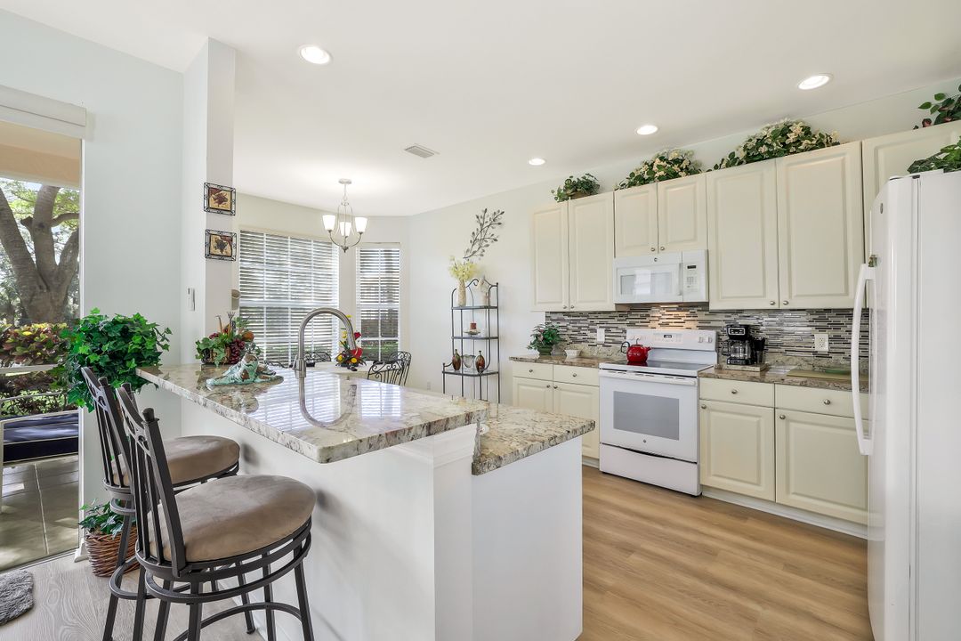 9040 Palmas Grandes Blvd #101, Bonita Springs, FL 34135