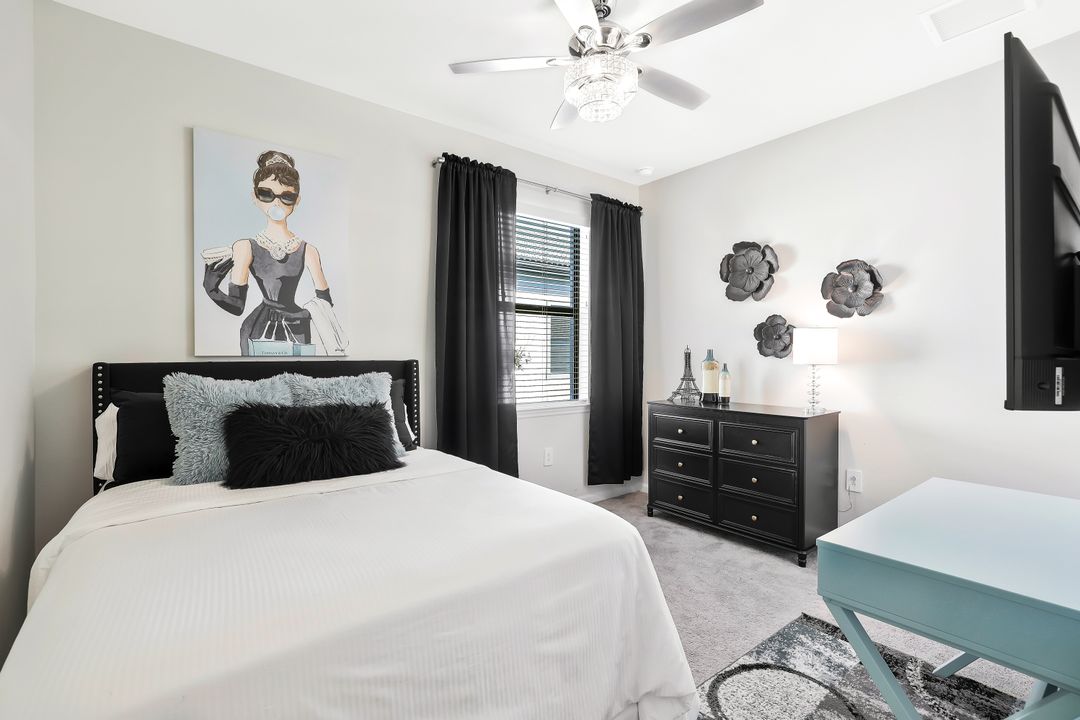 9772 Willet Ct, Naples, FL 34120