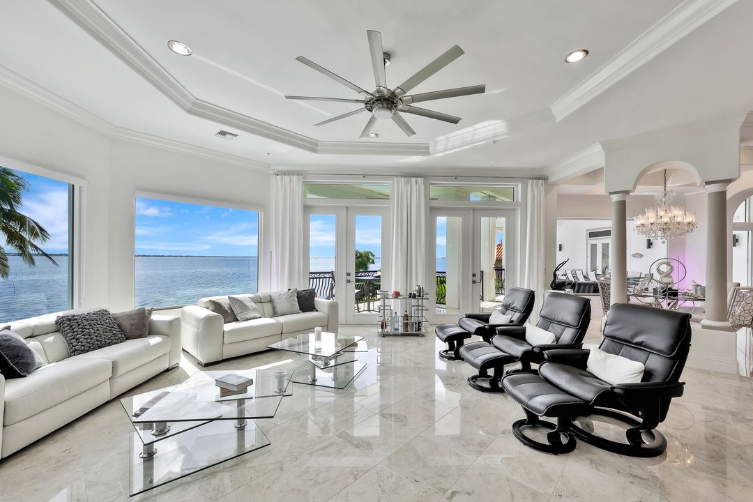 12560 Panasoffkee Dr, North Fort Myers, FL 33903