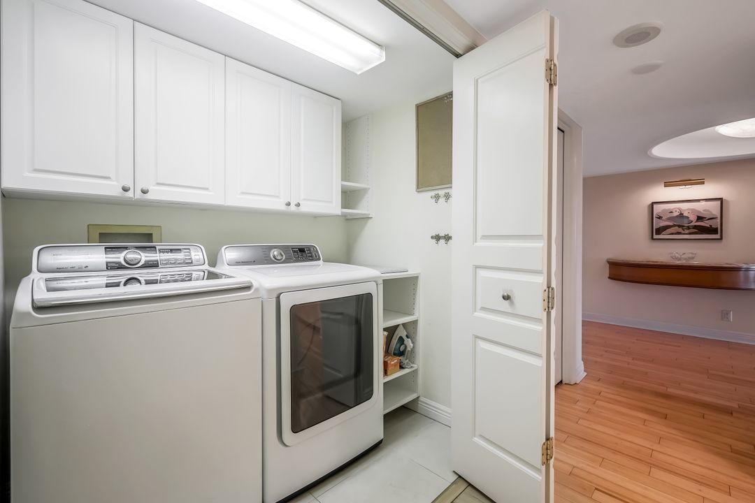 4451 Gulf Shore Blvd N #703, Naples, FL 34103