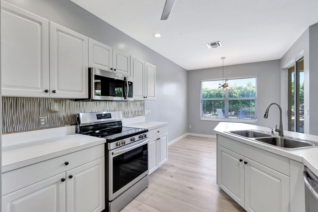4200 29th Pl SW, Naples, FL 34116