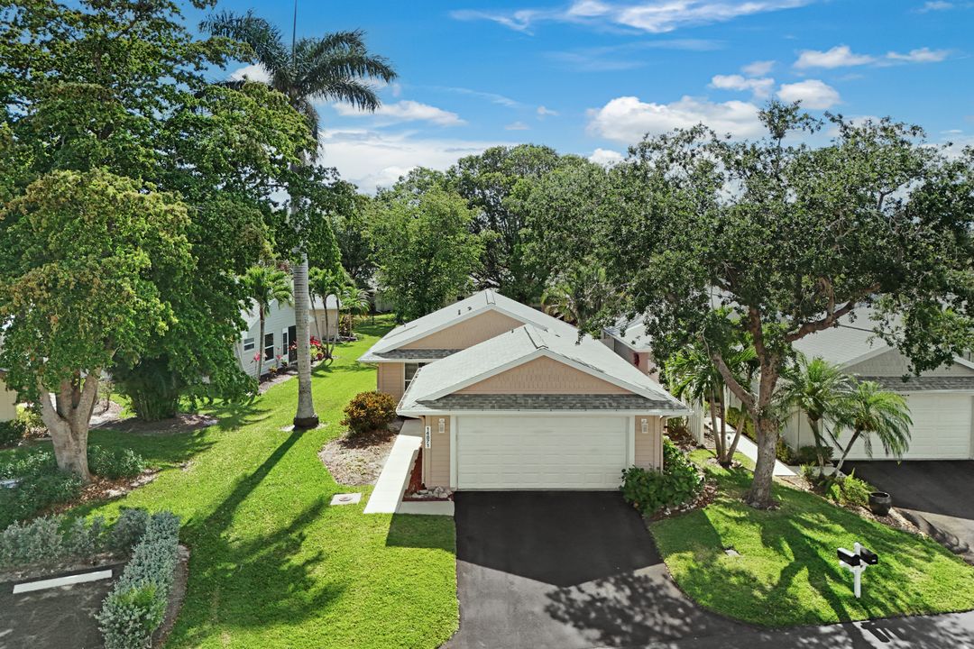 14871 Crescent Cove Dr, Fort Myers, FL 33908