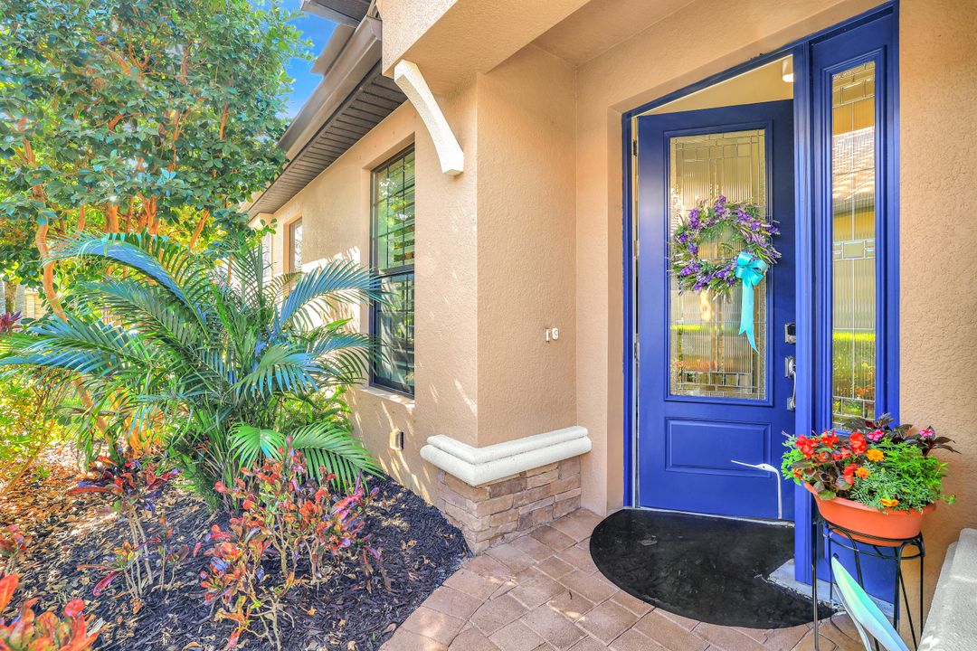 8332 Lucello Terrace N, Naples, FL 34114