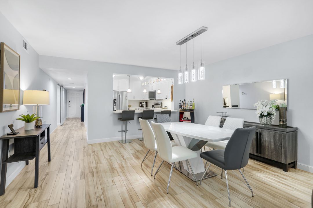 9901 Sunset Cove Ln #222, Fort Myers, FL 33919