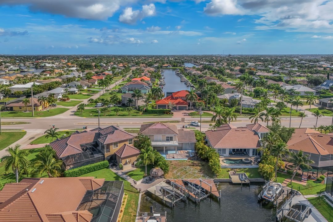 2502 Cape Coral Pkwy W, Cape Coral, FL 33914