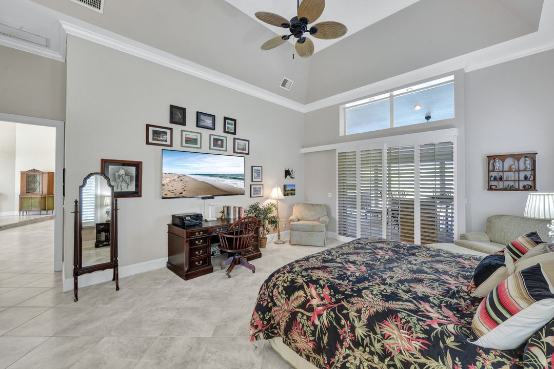 4801 Pond Apple Dr S, Naples, FL 34119