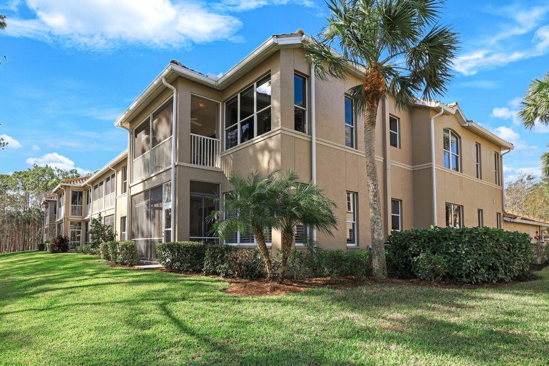 8575 Danbury Blvd #103, Naples, FL 34120