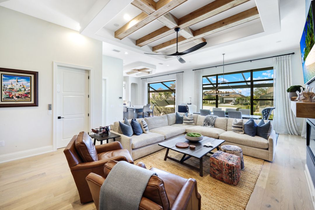 27194 Harbor Dr, Bonita Springs, FL 34135