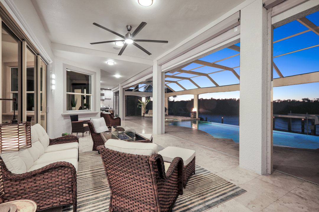 3820 Surfside Blvd, Cape Coral, FL 33914