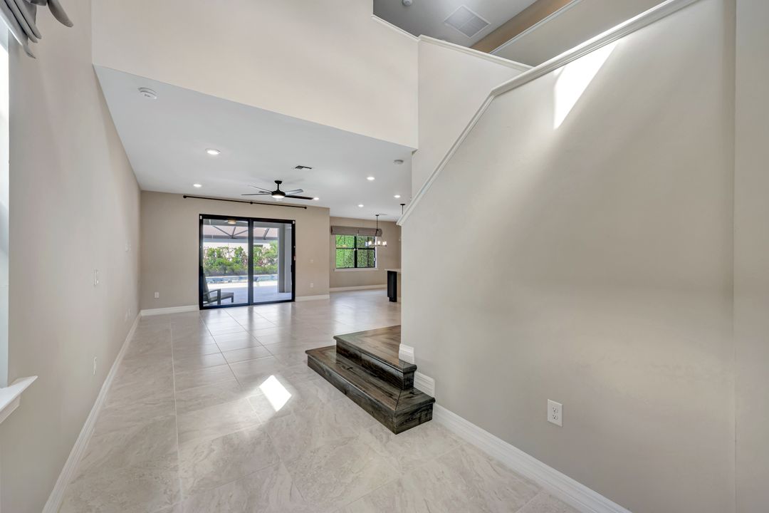 7265 Wilton Dr N, Naples, FL 34109