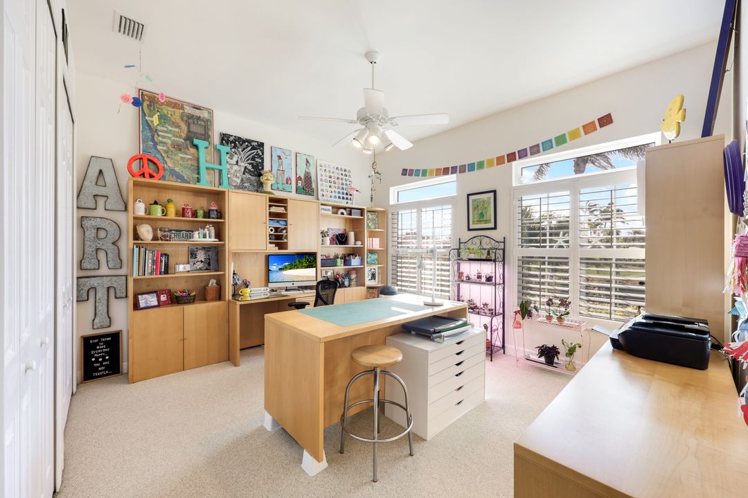 9852 Treasure Cay Ln, Bonita Springs, FL 34135