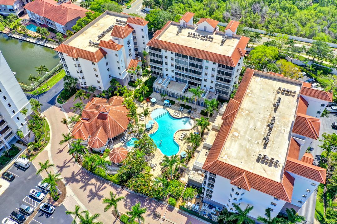 460 Launch Cir #604, Naples, FL 34108