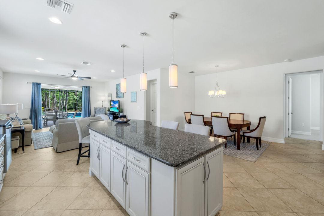 10870 Maitland Way, Fort Myers, FL 33913
