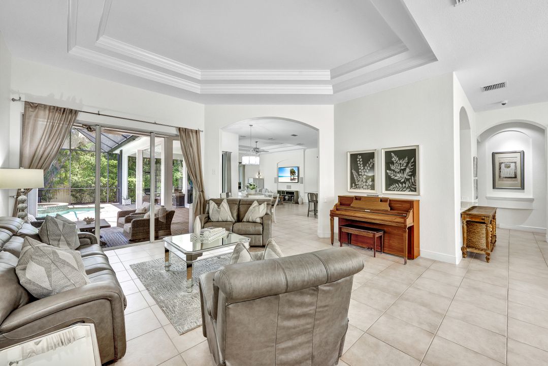 7620 Knightwing Cir, Fort Myers, FL 33912