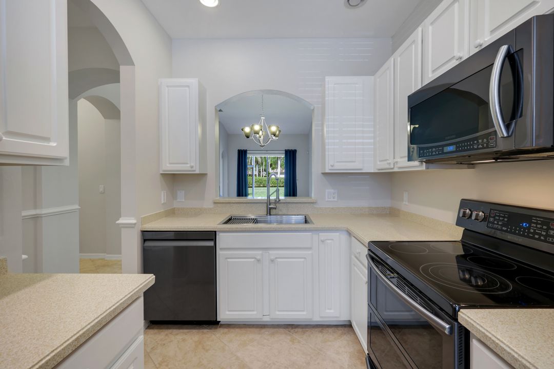 14165 Winchester Ct #102, Naples, FL 34114