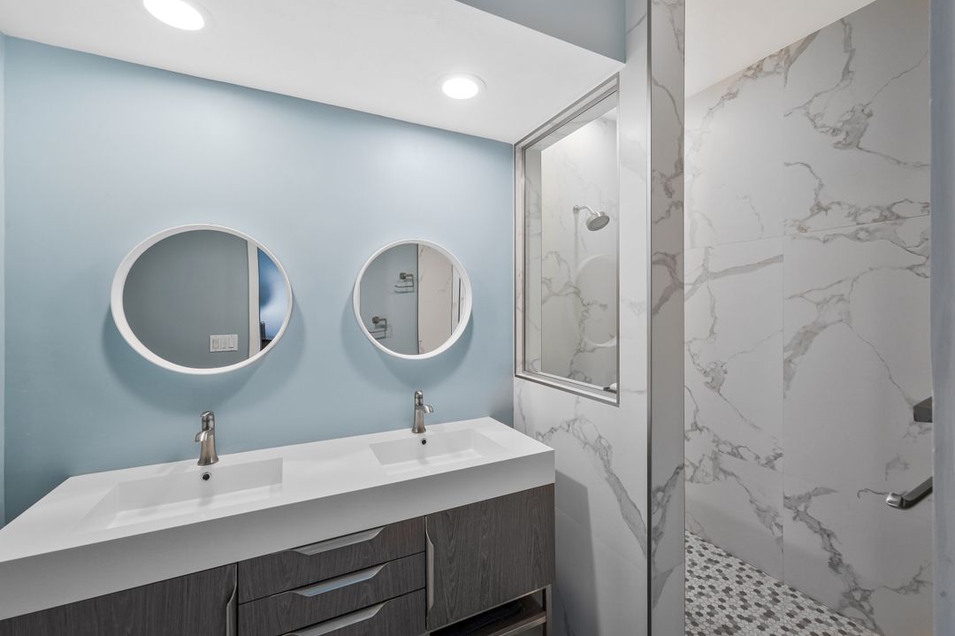 730 Bay Tree Ct, Naples, FL 34108