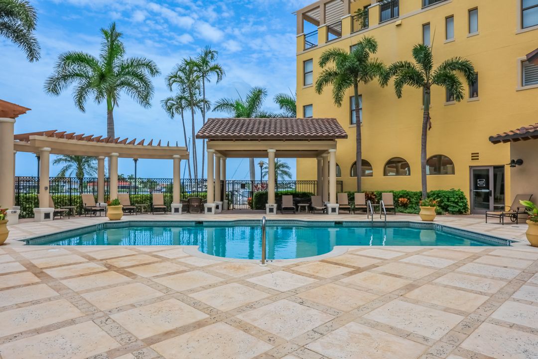 620 Rockport Ct, Marco Island, FL 34145