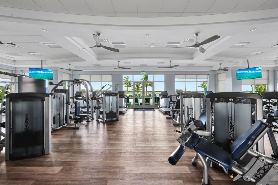 19184 Aqua Shore Dr, Fort Myers, FL 33913