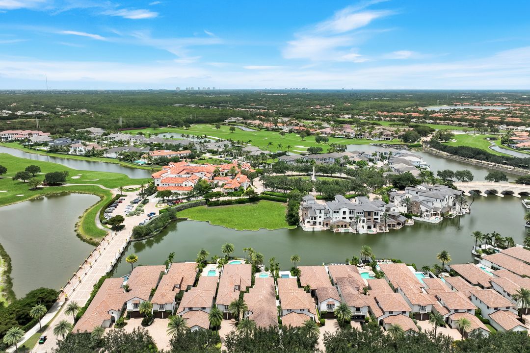 16448 Talis Park Dr, Naples, FL 34110