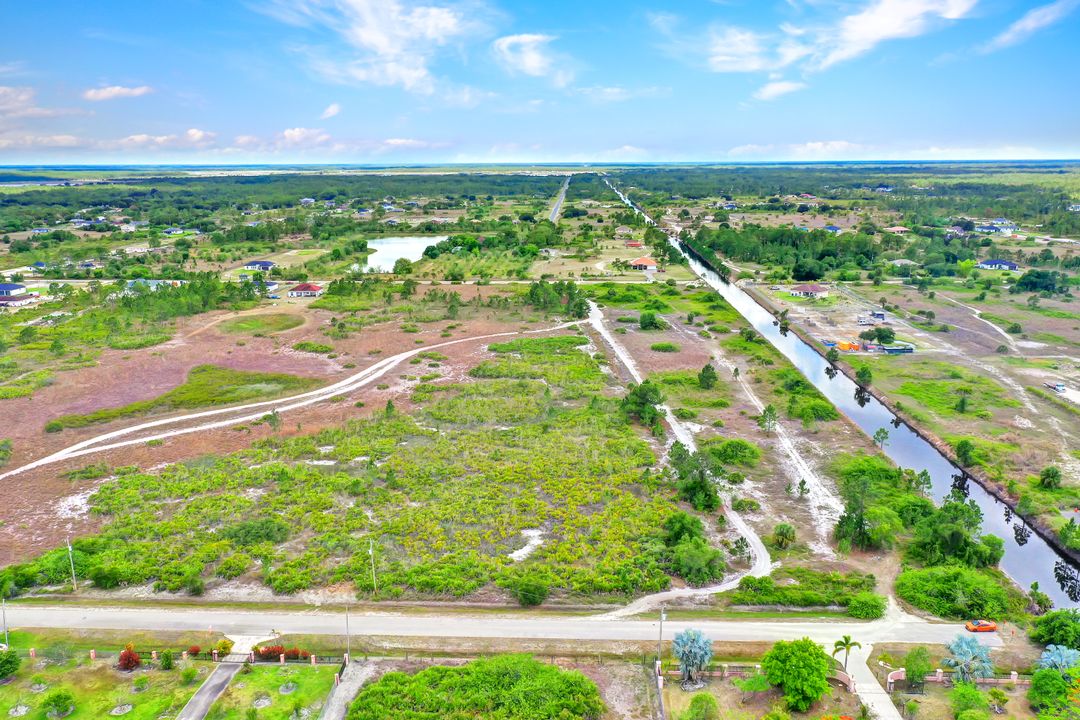 60th Ave NE, Naples, FL 34120