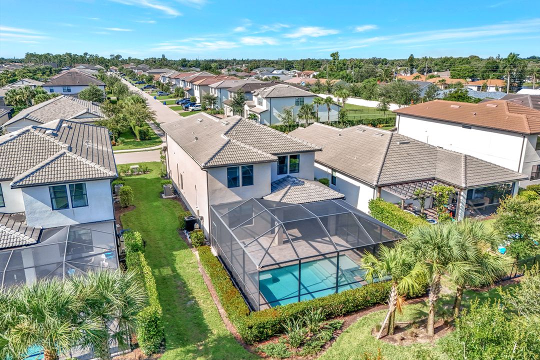9034 Bexley Dr, Fort Myers, FL 33967