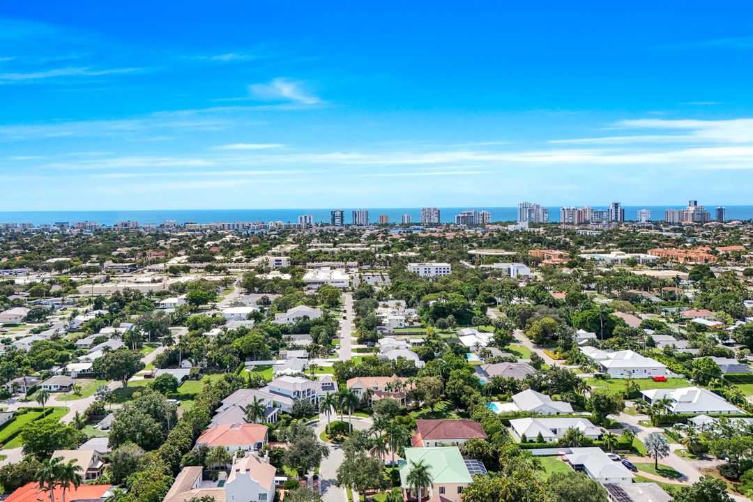 1455 Hemingway Pl, Naples, FL 34103