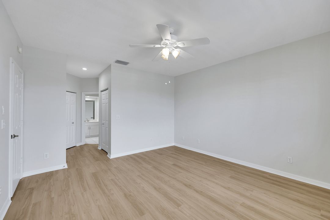 210 Waterside Cir #201, Marco Island, FL 34145