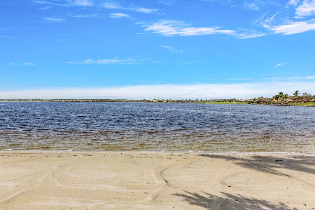 8950 Weathered Stone Dr, Naples, FL 34120