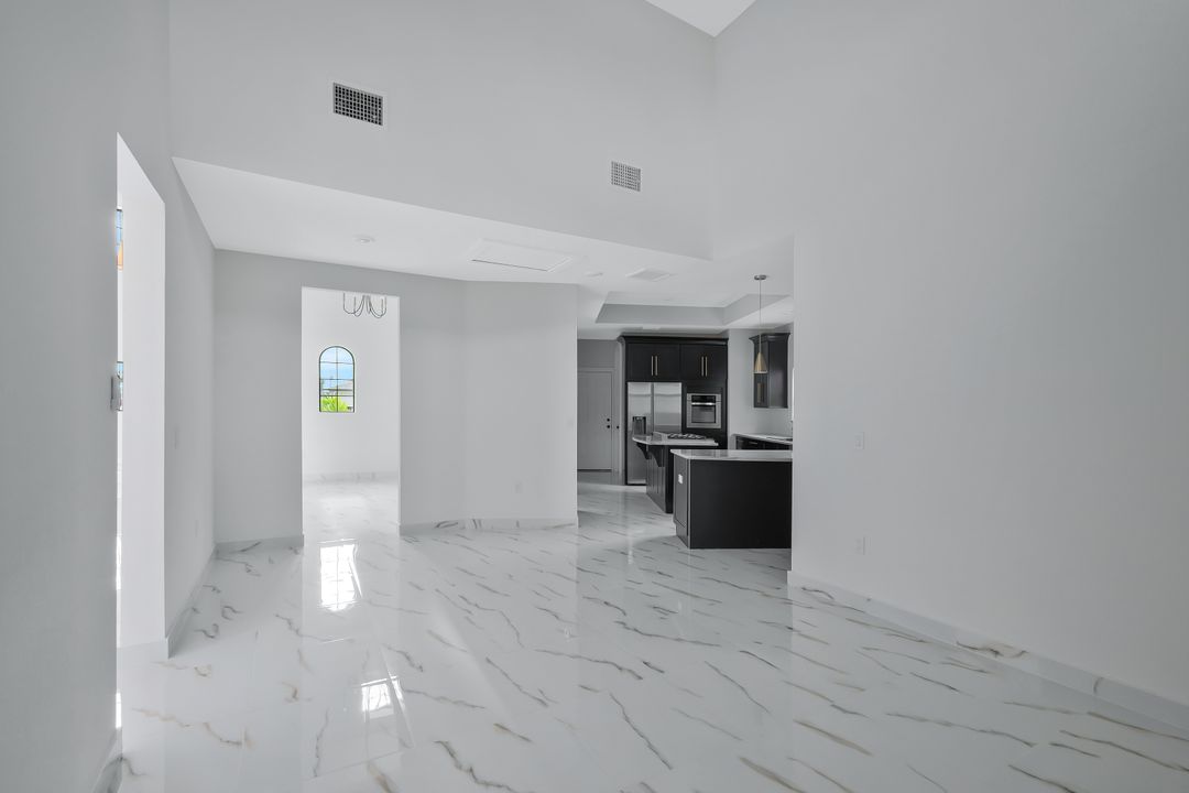 3505 NW 44th Ave, Cape Coral, FL 33993