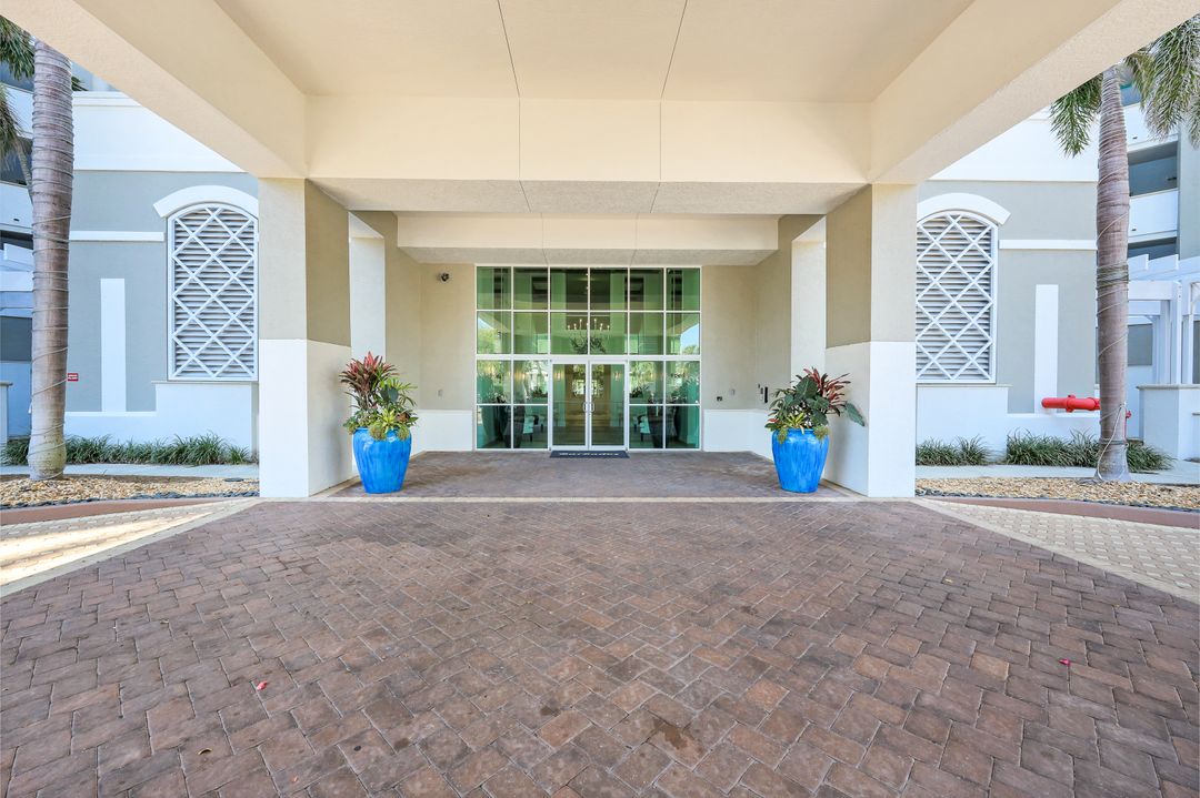 315 Dunes Blvd #1105, Naples, FL 34110