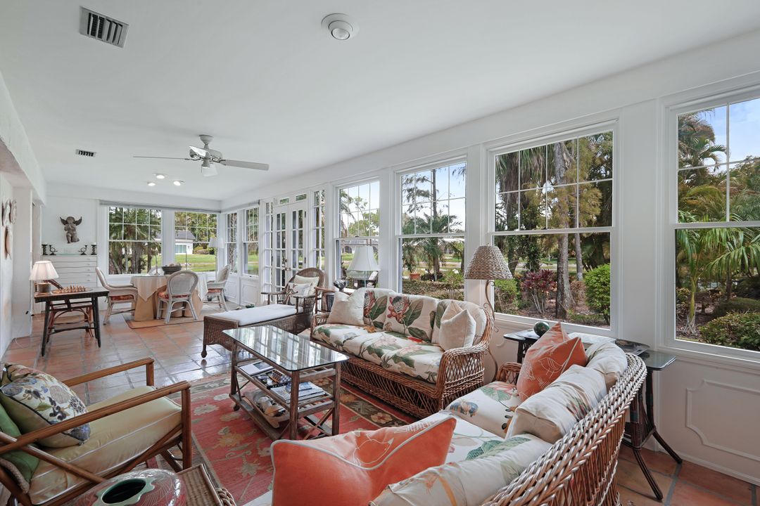 861 Swallow Point, Naples, FL 34105