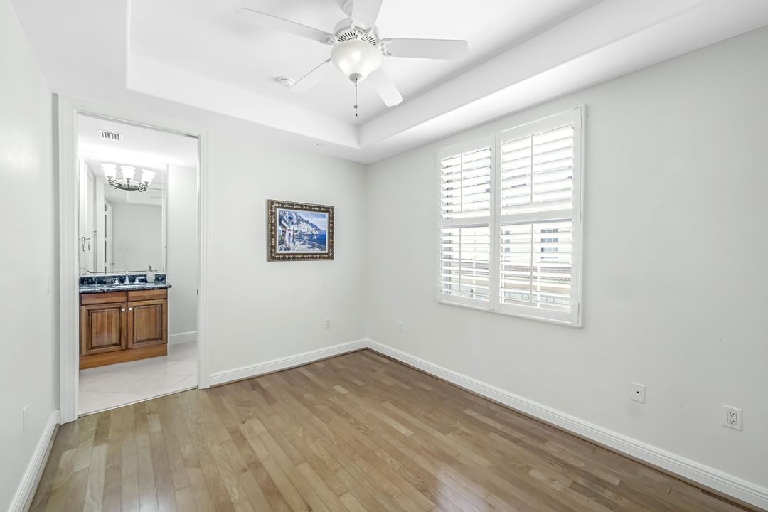 510 Avellino Isles Cir #2202, Naples, FL 34119