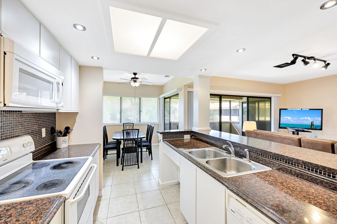 64 4th St #B201, Bonita Springs, FL 34134