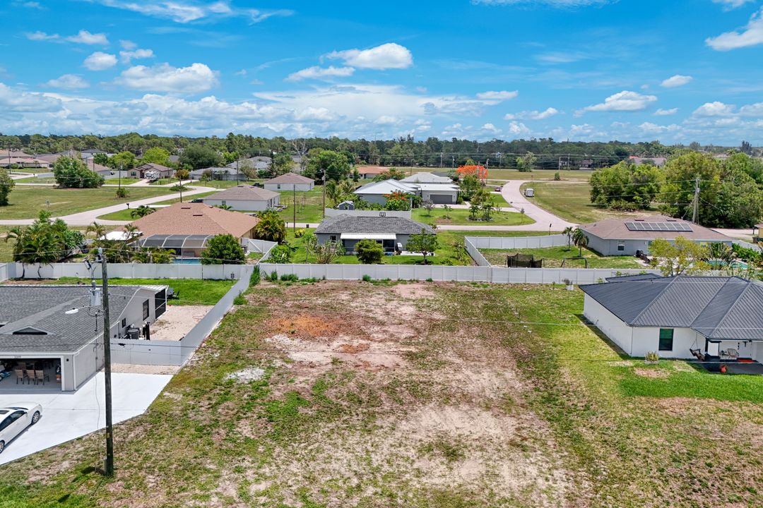 3205 NW 2nd Pl, Cape Coral, FL 33993