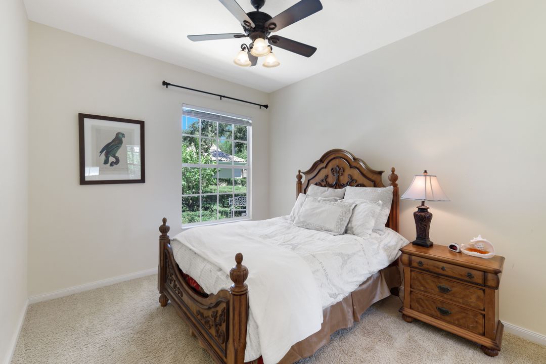 5848 Ferrara Dr, Sarasota, FL 34238