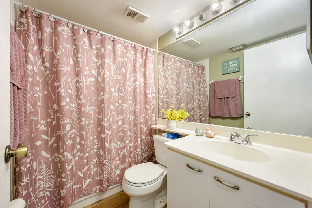 7750 Jewel Ln #103, Naples, FL 34109