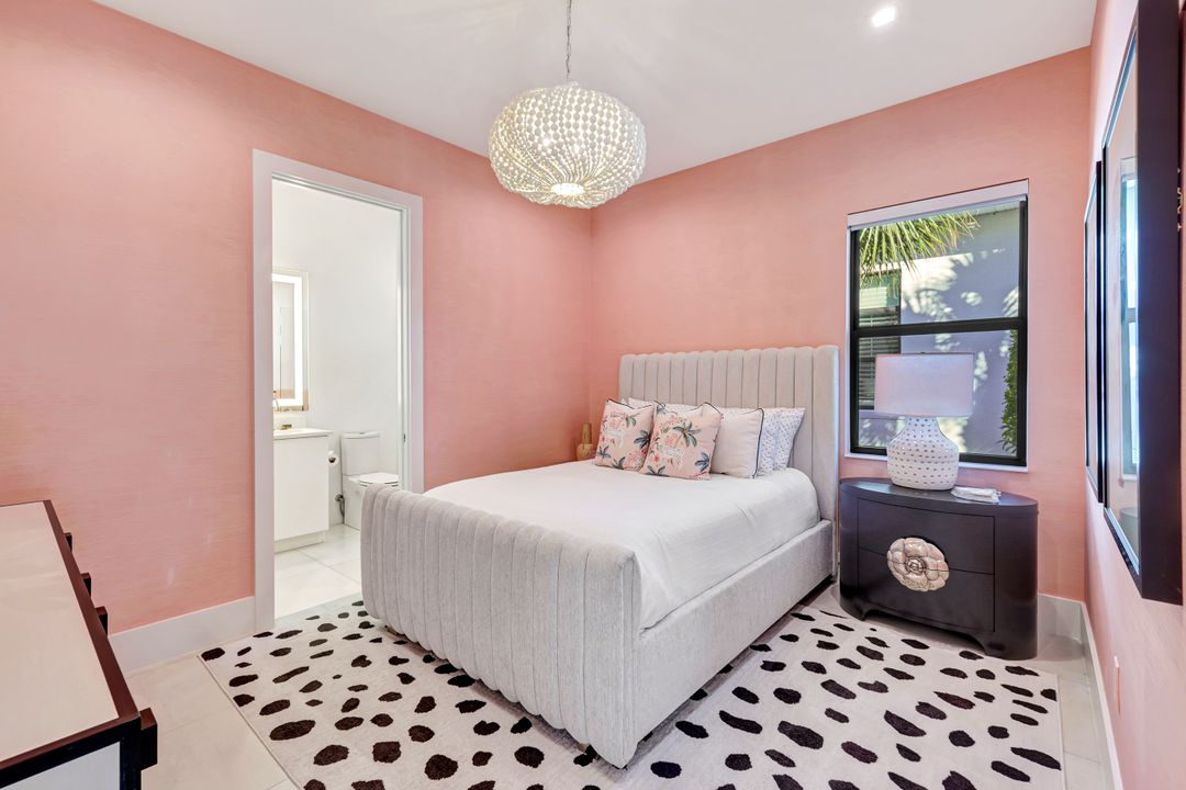 3124 Livorno Lane, Naples, FL 34110