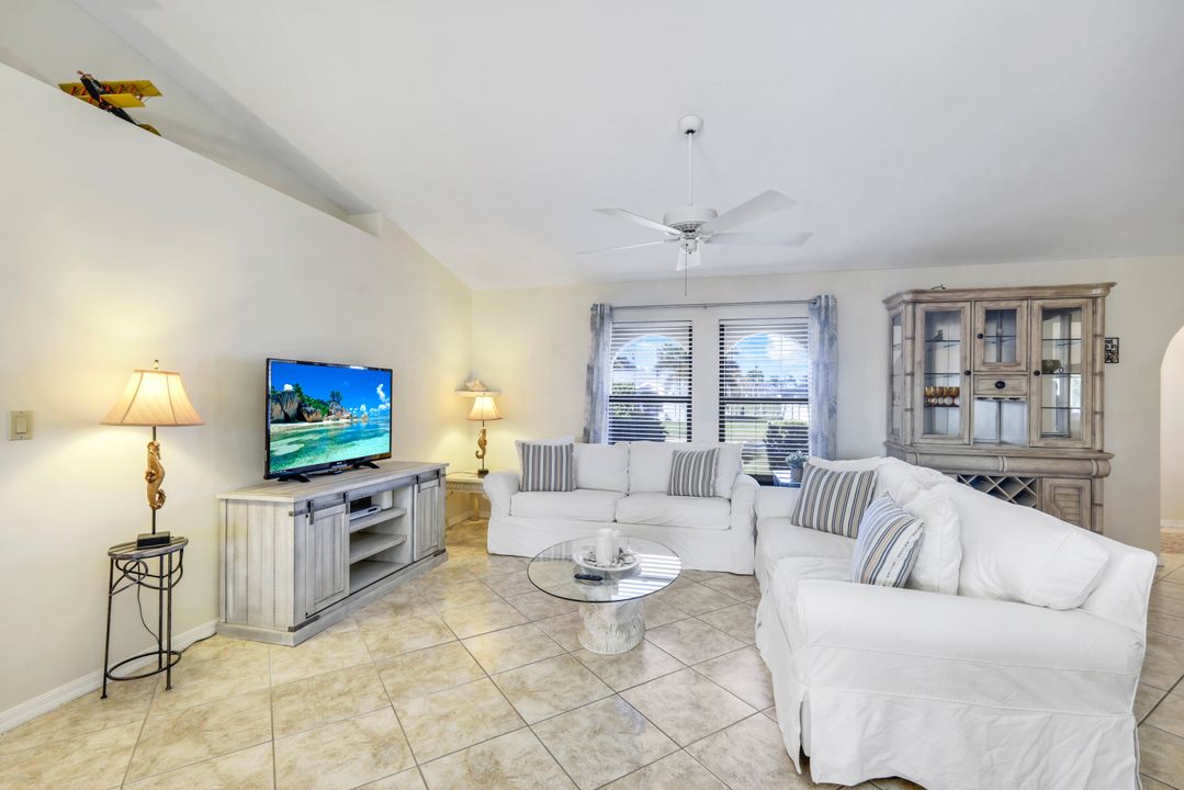 4843 Triton Ct W, Cape Coral, FL 33904