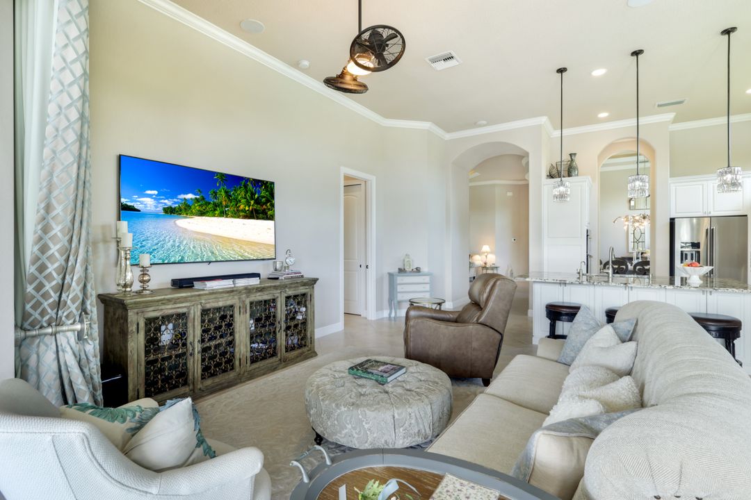 9928 Casabella Way, Bonita Springs, FL 34135