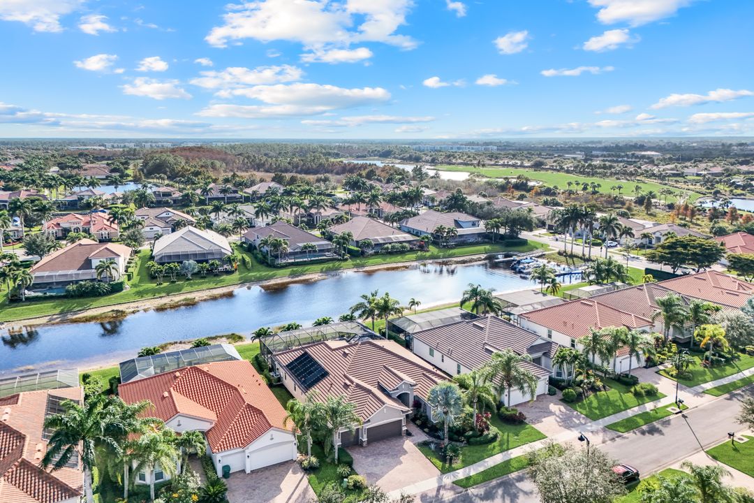 9356 Slate Ct, Naples, FL 34120