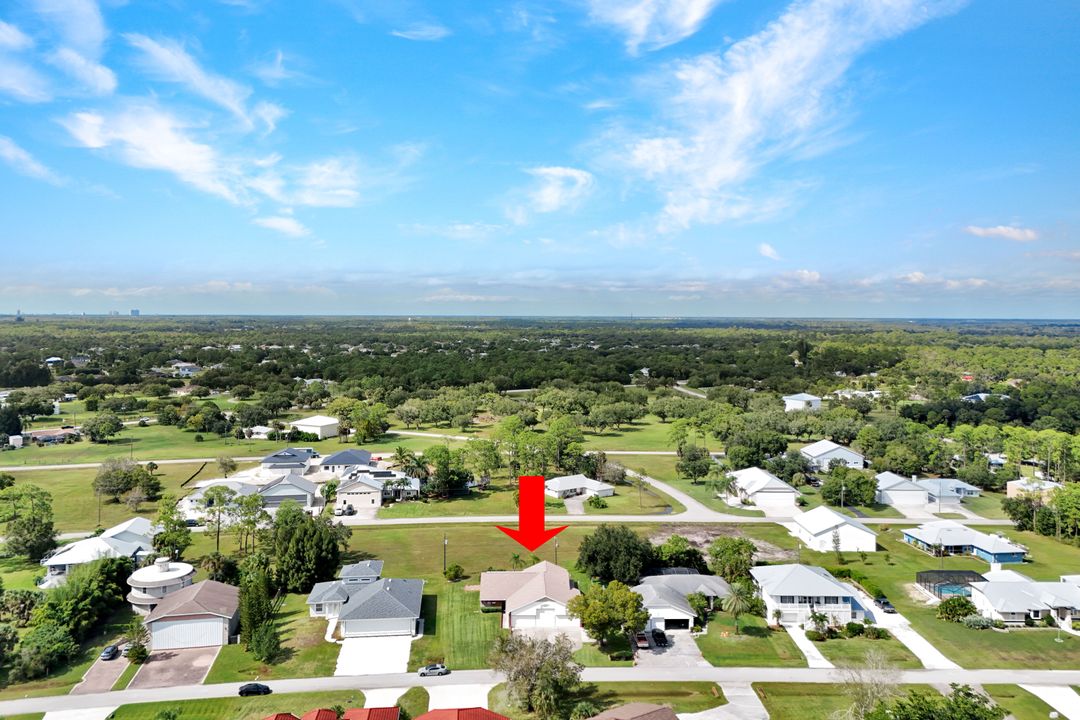 6910 Circle Dr, Fort Myers, FL 33905