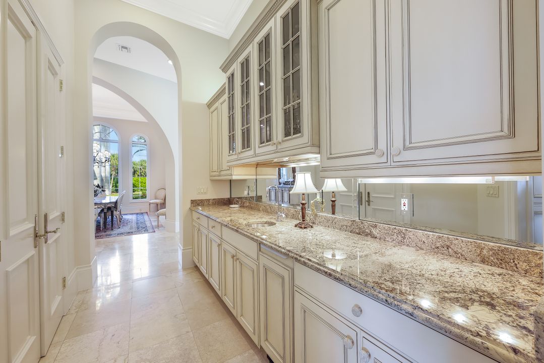 28790 Blaisdell Dr, Naples, FL 34119