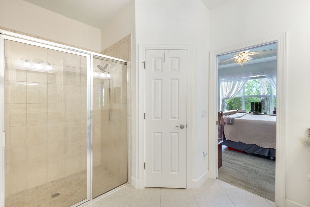 10436 Peso Del Rio Dr, Fort Myers, FL 33908