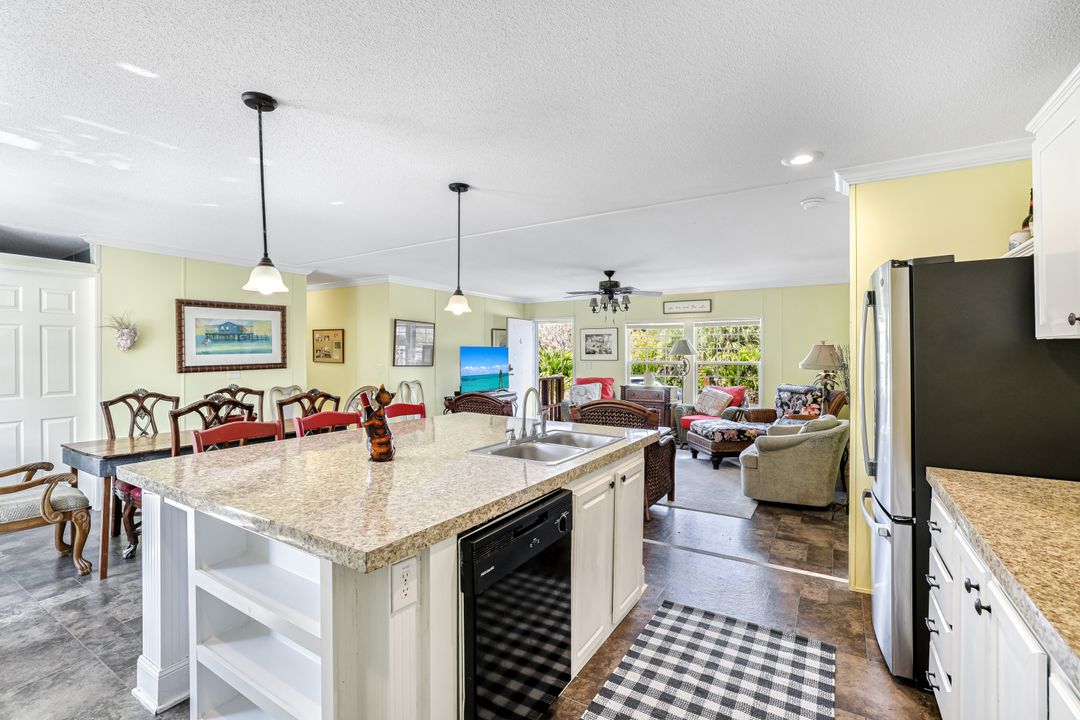 610 Sunset Dr, Marco Island, FL 34145