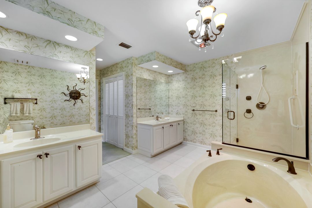 2264 Imperial Golf Course Blvd, Naples, FL 34110